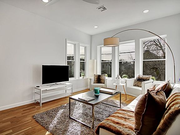4th image of 936 Pavonia Ave #2A