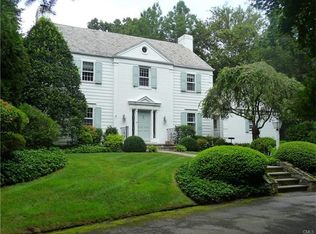 11 Tory Hole Rd, Darien, CT 06820