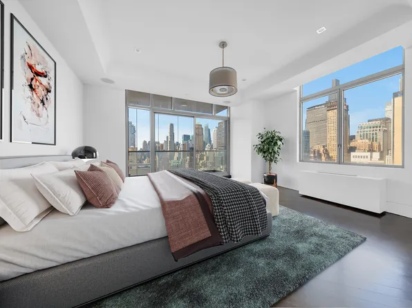 556 Third Avenue image 12 of 24