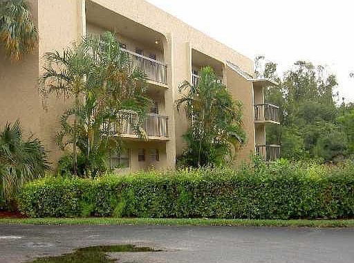 3rd image of 7100 Nova Dr APT 305A