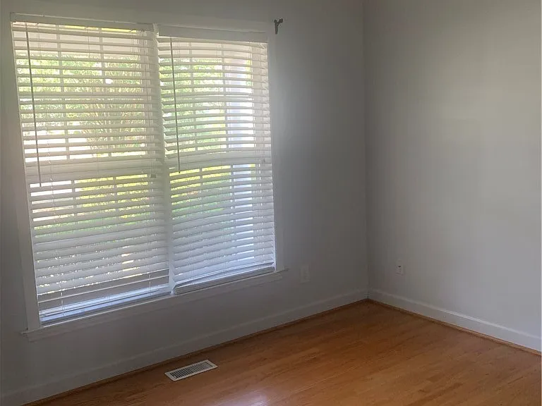 3506 Harbison Ct — Photo 5