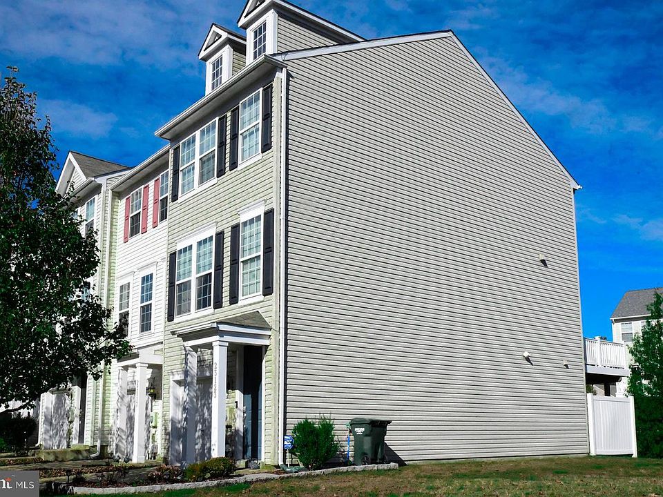 1st image of 23123 Foxglove Way