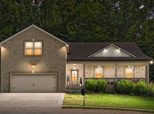 3294 Dabney Ln, Clarksville, TN 37043
