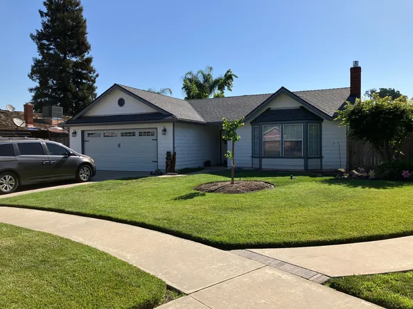 1724 N Selina Court, Visalia, CA 93292