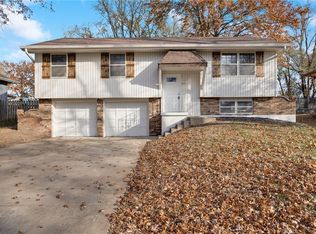 109 Baker St, Buckner, MO 64016