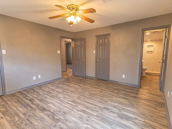 4th image of 224 Monterrey Dr