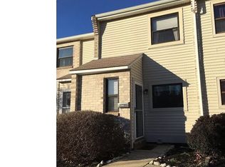 1614 Valley Dr, West Chester, PA 19382