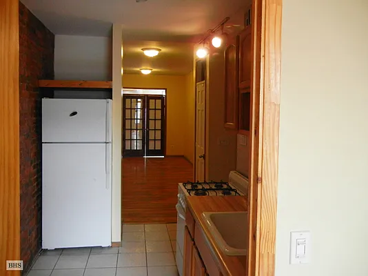 Rented by Brown Harris Stevens | media 20