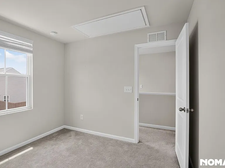 200 Harvest Hill Ln — Photo 8
