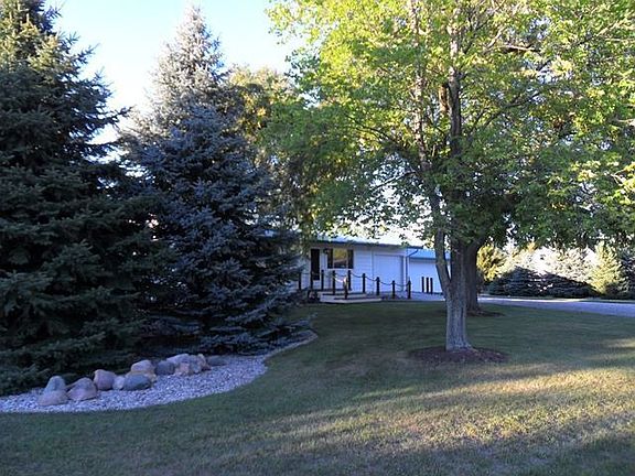 3rd image of 9191 Highland View Dr