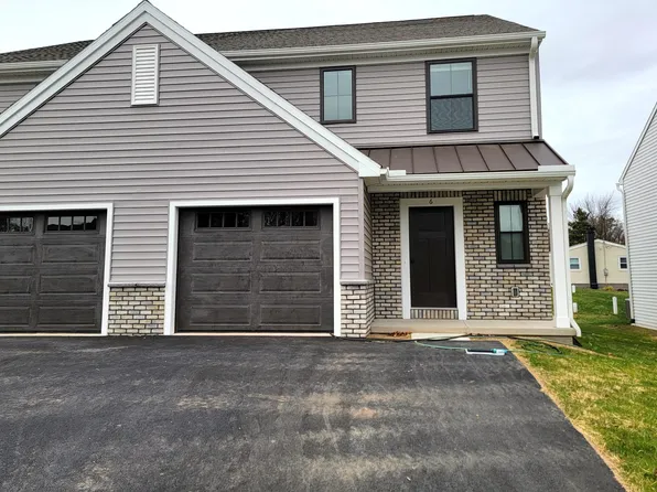 6 Tricia Ln, Ephrata, PA 17522