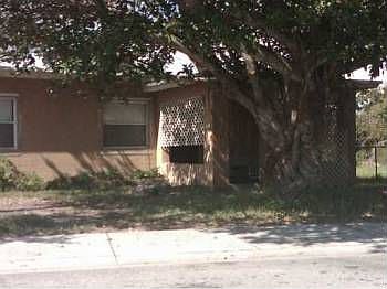 1st image of 653 NW 24th Ave
