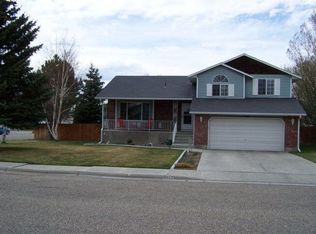 1284 Bluebird Ln, Idaho Falls, ID 83402