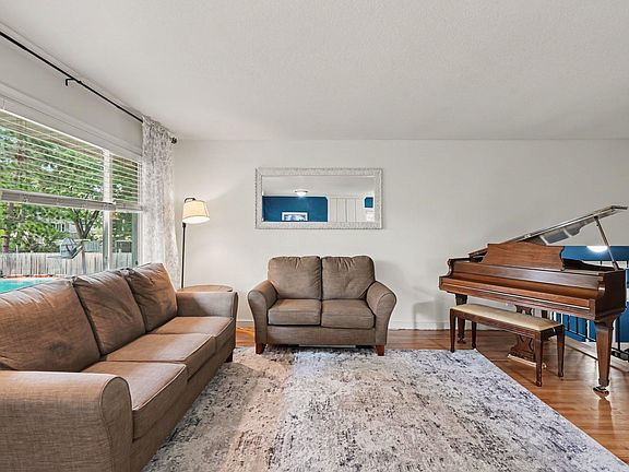 4th image of 10441 Partridge St NW