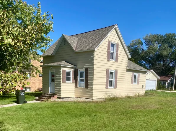 19 1st Ave NE, Elbow Lake, MN 56531