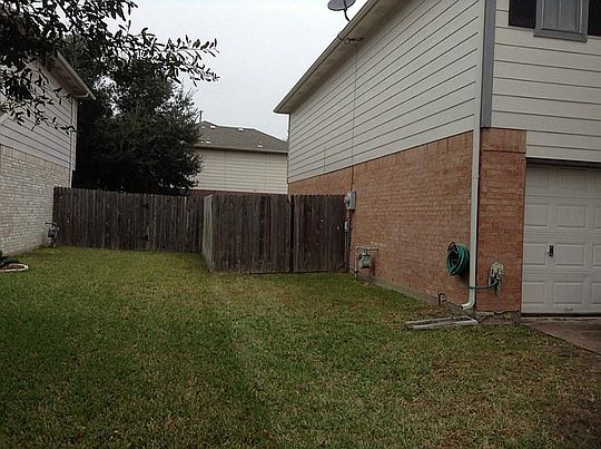1st image of 19106 Plantain Dr