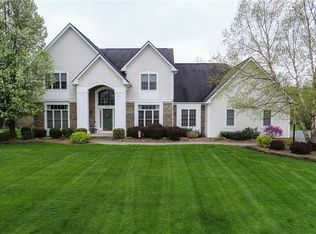 6985 Hackney Cir, Victor, NY 14564