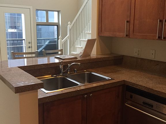 4th image of 123 Queen Anne Ave N APT 507