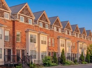320 Queen St #320B, Charlottetown, PE C1A4C3