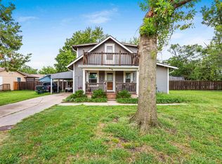 215 Sweezy St, Halstead, KS 67056