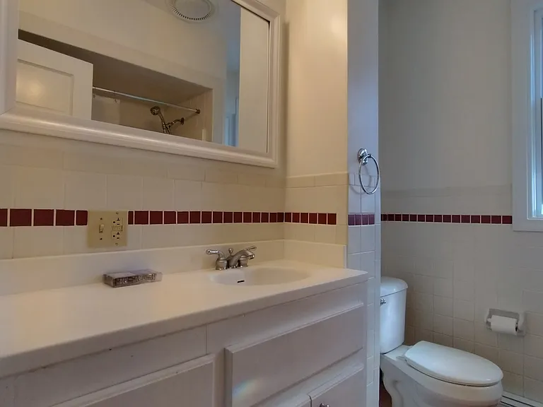 151 Ivy St #2 — Photo 13