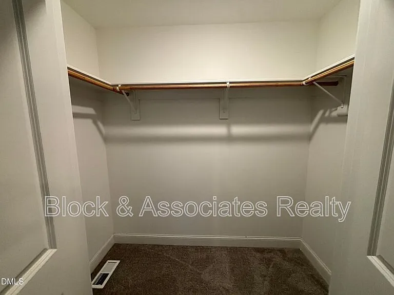 5710 Parker Pines Ct — Photo 72