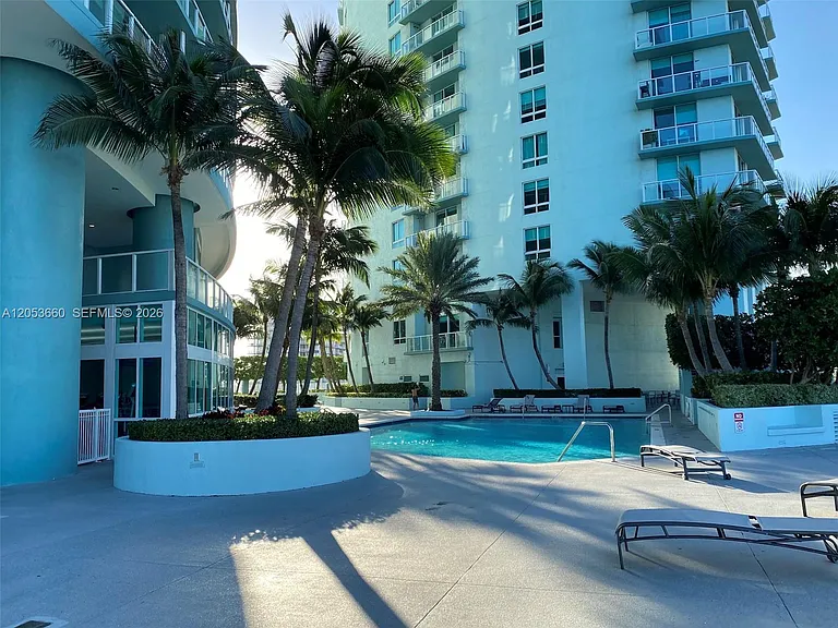 1900 N Bayshore Dr #3807 — Photo 28