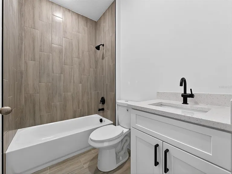 922 N Fairbairn Dr — Photo 22
