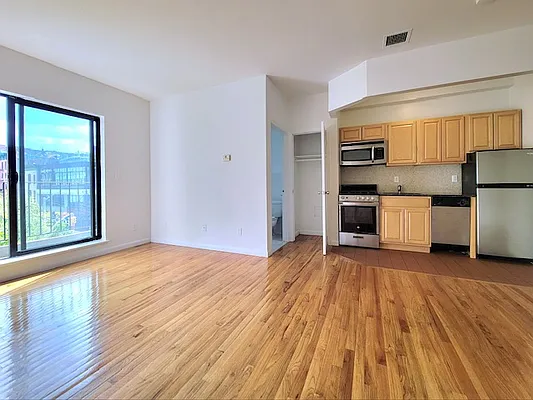 Rented by Spire Group | media 9