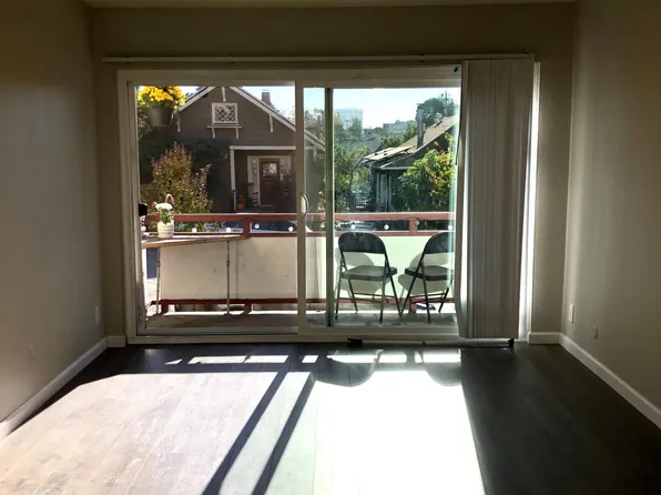 10 Moss Ave APT 10, Oakland, CA 94610