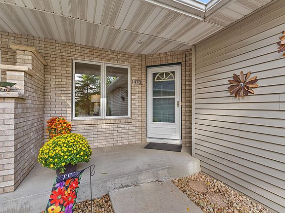 3rd image of 1478 Violet Ln