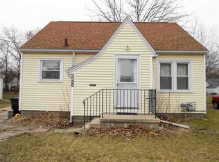 2617 E 4th St, Waterloo, IA 50703