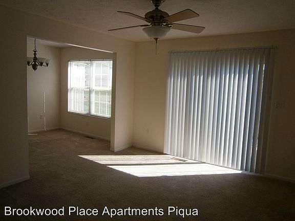 2nd image of 1405 Seidel Pkwy