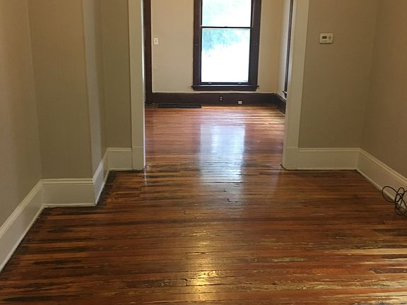 4th image of 1352 College Ave NE