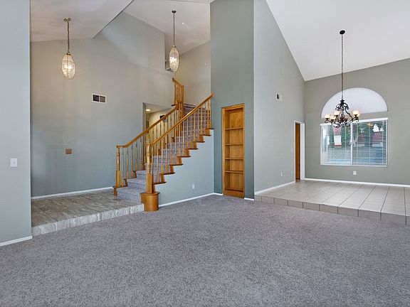 4th image of 6719 Steven Way