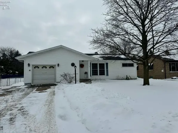116 Lakeland Dr, Sandusky, OH 44870