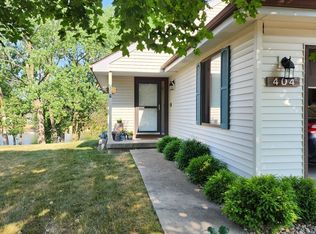 404 Hilltop Rd, Champaign, IL 61822