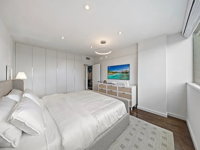 3701 Turtle Creek Blvd #9A — Photo 20