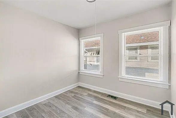 5713 Brooklyn Ave — Photo 6