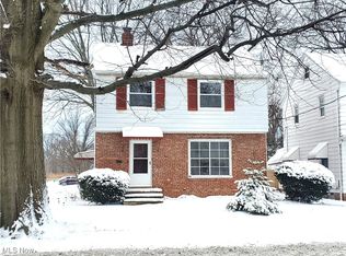 464 E 250th St, Euclid, OH 44132