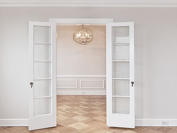 5th image of 2000 N Lincoln Park West Pkwy #510