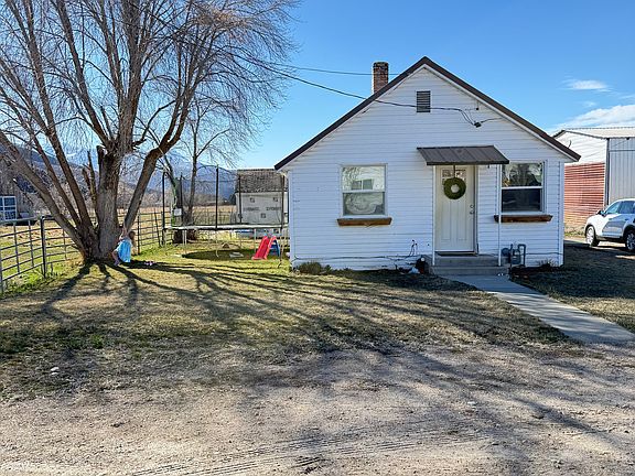 2nd image of 3224 S Daniels Rd