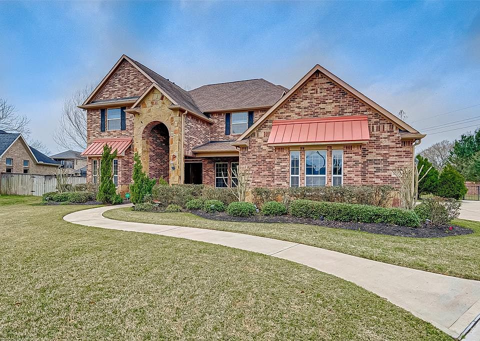 2nd image of 32202 Waterford Crest Ln