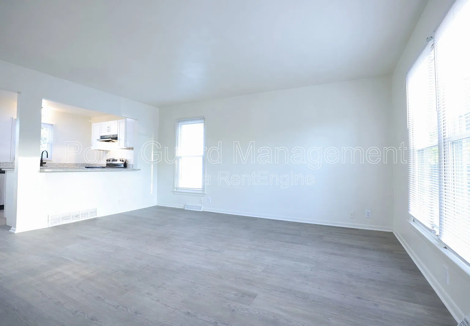 3 bed, 1.0 bath, $1,650 — Photo 3