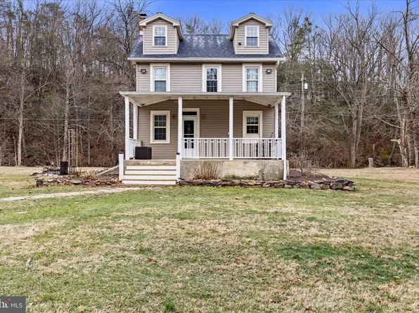 1001 Fishing Creek Valley Rd, Harrisburg, PA 17112