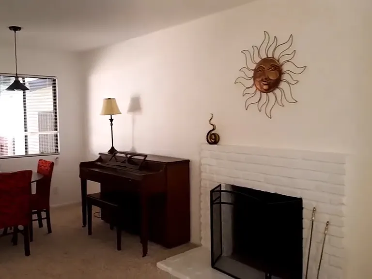 7451 Colombia Dr — Photo 2