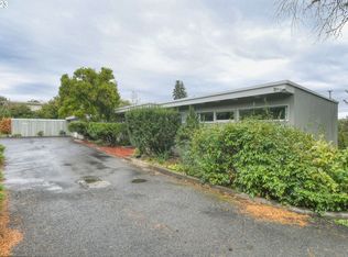 1042 Skyline Dr, Pendleton, OR 97801