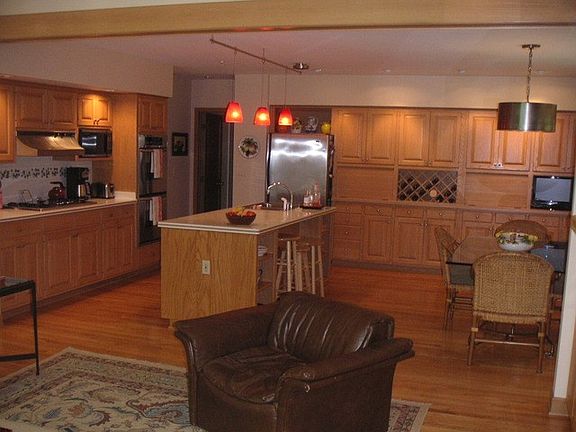 5th image of 2626 Fourwinds Dr