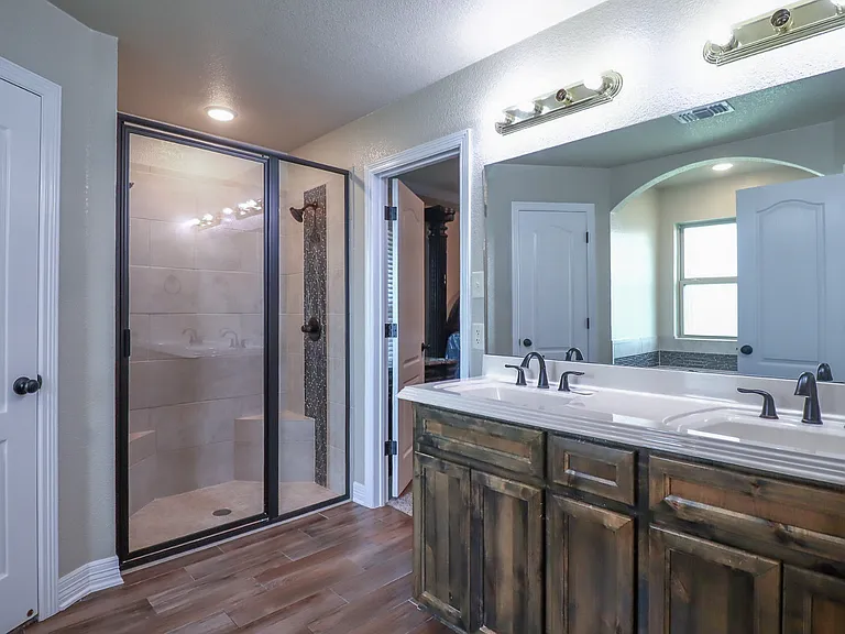 8107 Preston Hollow Dr — Photo 27