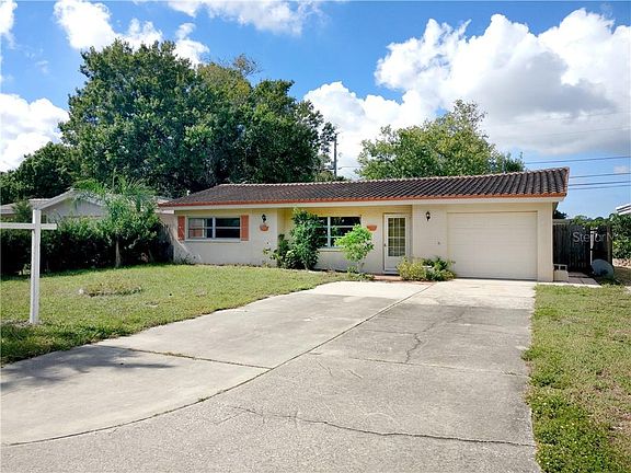 3rd image of 2409 Indigo Dr